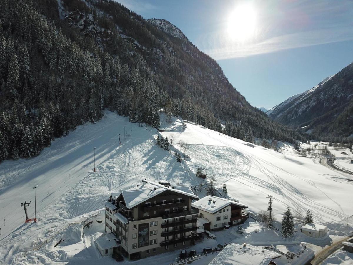 Aktivhotel Feichtner Hof Kaunertal Exteriör bild