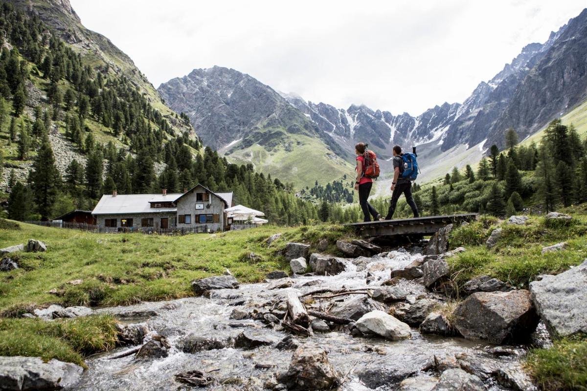 Aktivhotel Feichtner Hof Kaunertal Exteriör bild