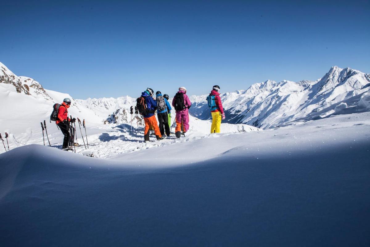 Aktivhotel Feichtner Hof Kaunertal Exteriör bild
