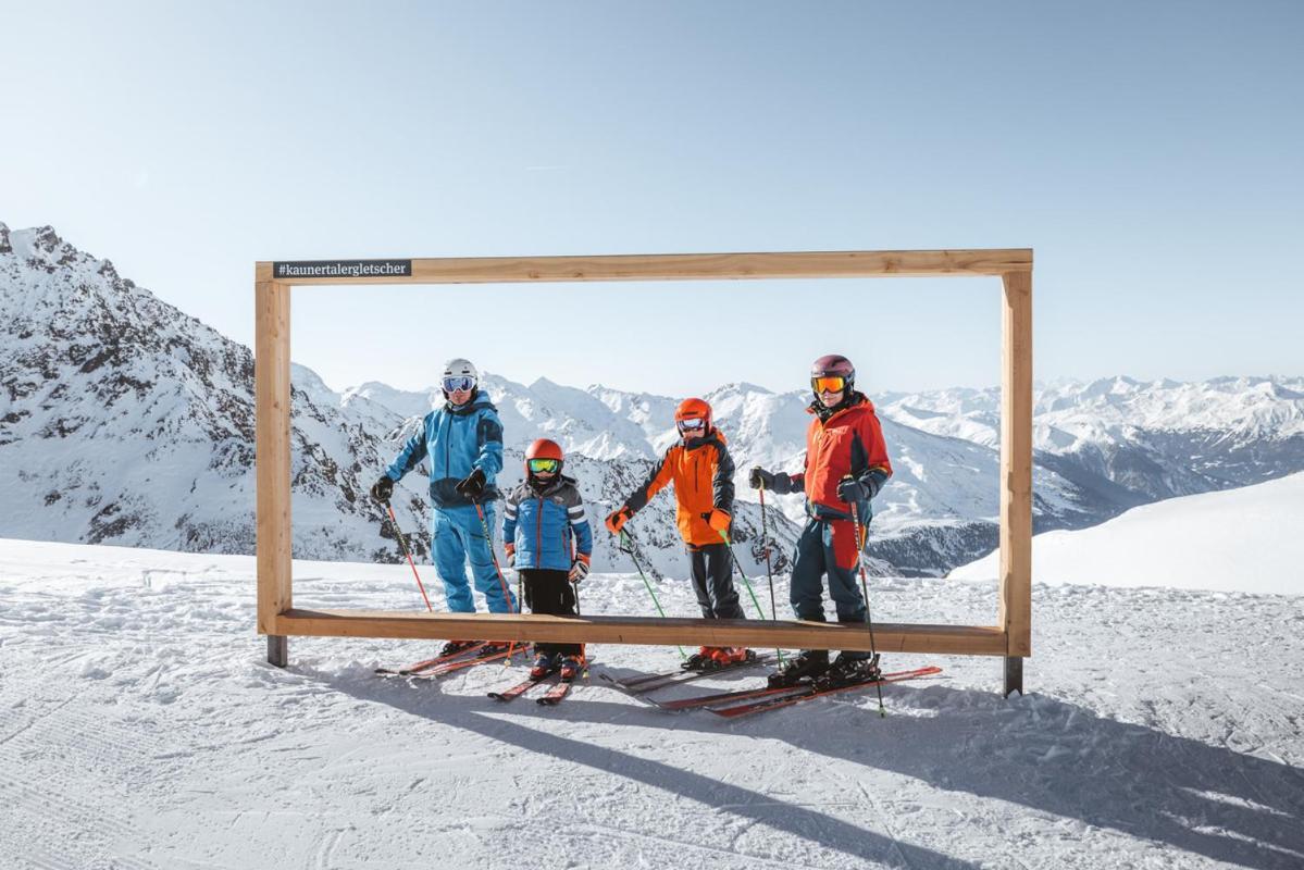 Aktivhotel Feichtner Hof Kaunertal Exteriör bild