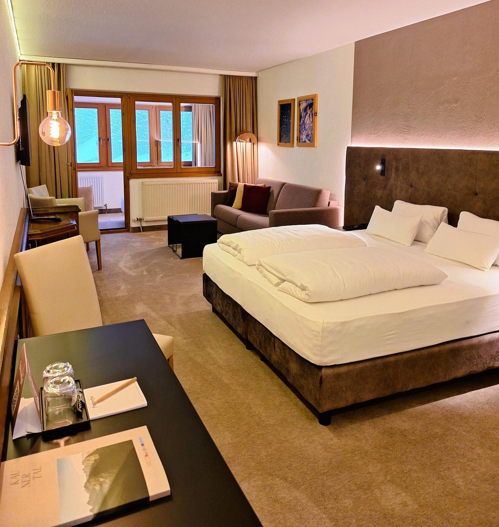 Aktivhotel Feichtner Hof Kaunertal Exteriör bild